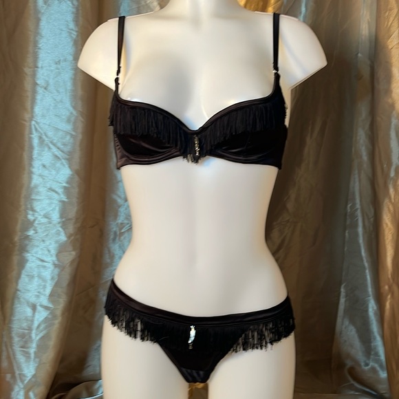 Honey Birdette Other - Honey Birdette La Femme Black 2 PC Set